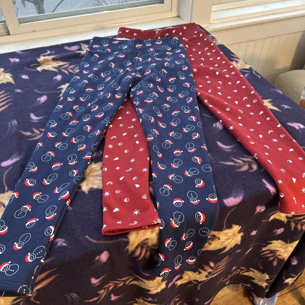 Kids size 14/16 Fleece Lined Christmas Leggings NWT